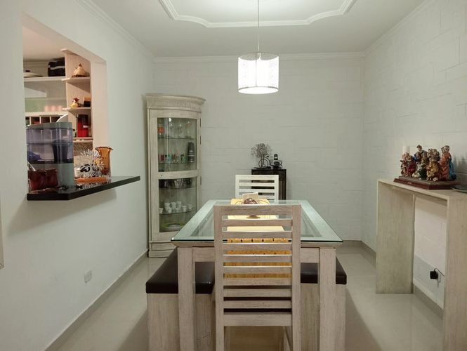 Casa de 4 alcobas en venta en Laureles, Medellín, 150 m² · foto 6 de 19
