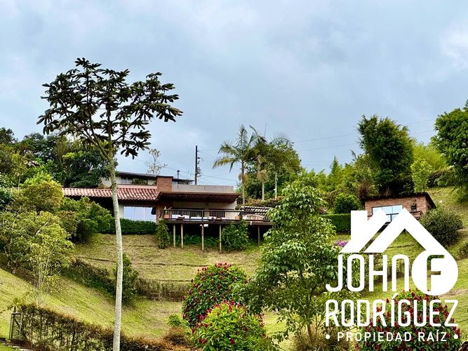 Casa de 4 alcobas en venta en El Rosal, Rionegro, 240 m² · foto 5 de 24