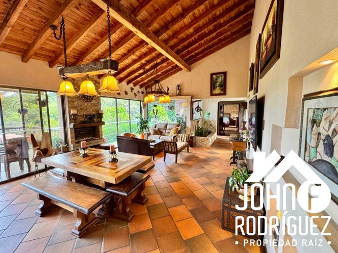 Casa de 4 alcobas en venta en El Rosal, Rionegro, 240 m² · foto 15 de 24
