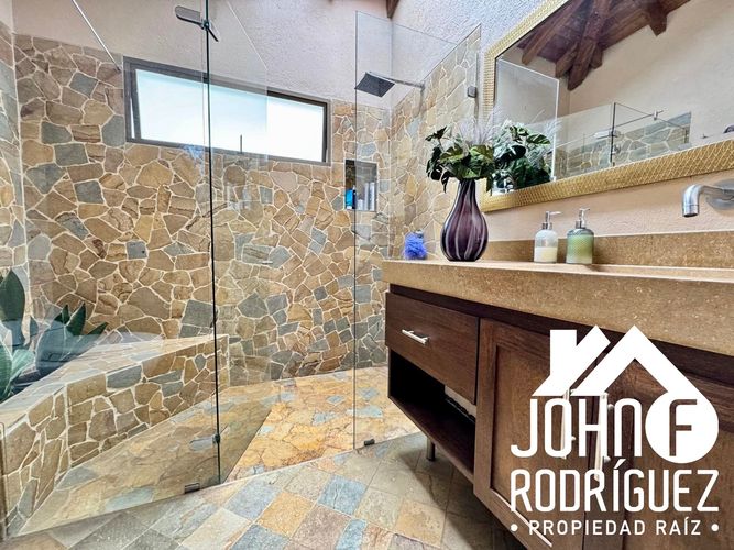 Casa de 4 alcobas en venta en El Rosal, Rionegro, 240 m² · foto 21 de 24