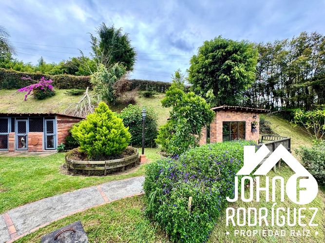 Casa de 4 alcobas en venta en El Rosal, Rionegro, 240 m² · foto 8 de 24