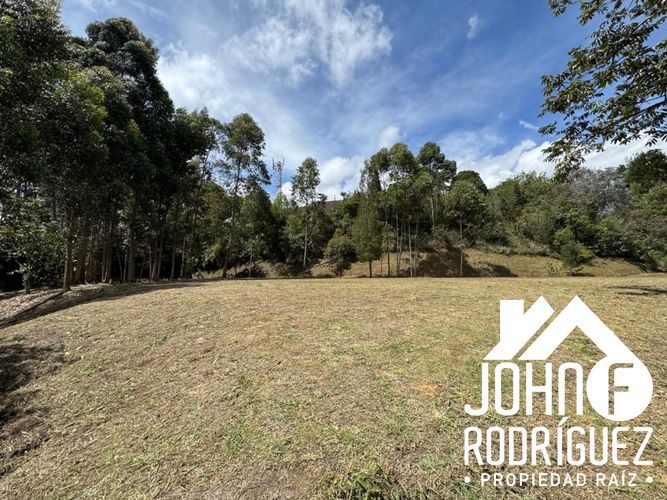 Lote en venta en La Convencion, Rionegro, 5744 m² · foto 4 de 10