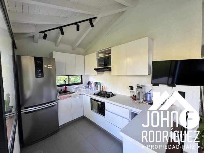Casa de 4 alcobas en venta en Sajonia, Rionegro · foto 18 de 18