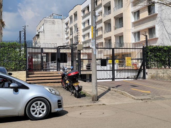 Apartamento de 3 alcobas en venta en La Flora, Cali, 80 m² · foto 21 de 24