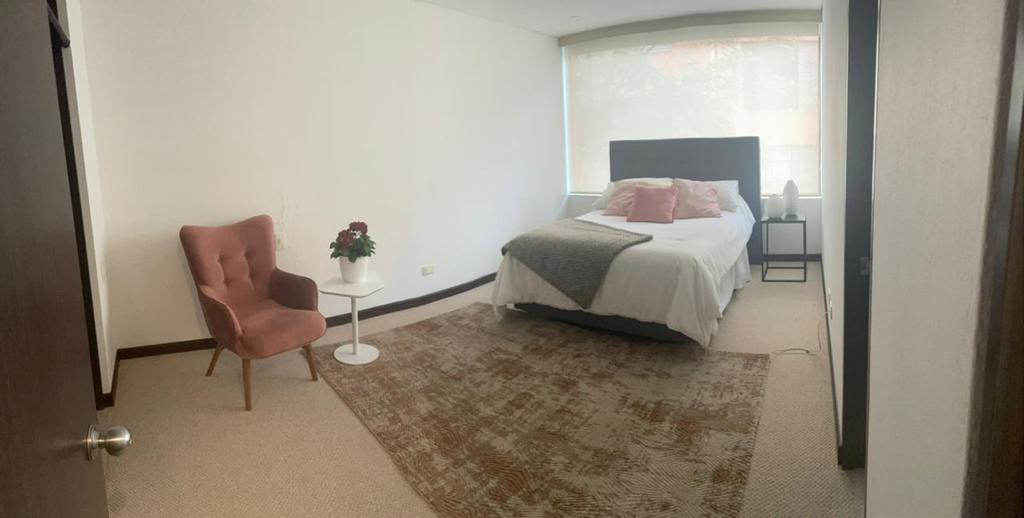 Apartamento en venta en Los Rosales, Bogotá · foto 13 de 22