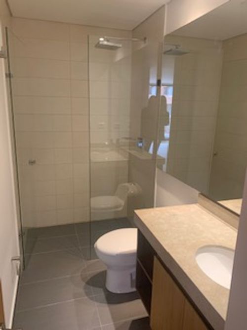 Apartamento de 3 alcobas en venta en Los Cedritos, Bogotá, 94 m² · foto 4 de 18