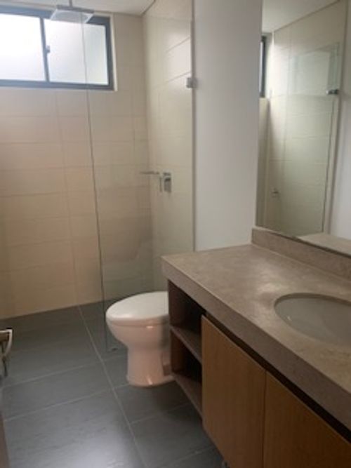 Apartamento de 3 alcobas en venta en Los Cedritos, Bogotá, 94 m² · foto 8 de 18