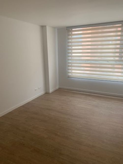 Apartamento de 3 alcobas en venta en Los Cedritos, Bogotá, 94 m² · foto 9 de 18