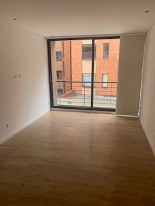 Apartamento de 3 alcobas en venta en Los Cedritos, Bogotá, 94 m² · foto 17 de 18