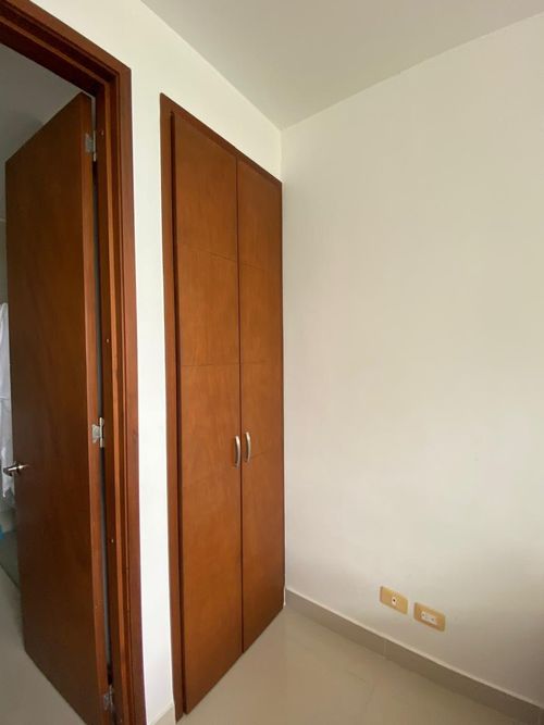 Apartamento de 1 alcoba en venta en Condominio Laguna Club, Cartagena, 51 m² · foto 2 de 13
