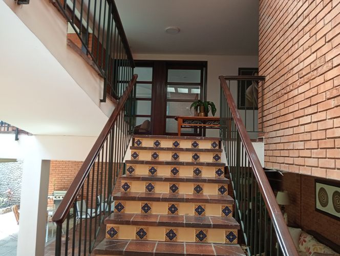 Casa de 6 alcobas en venta en Bellavista, Cali, 590 m² · foto 13 de 24