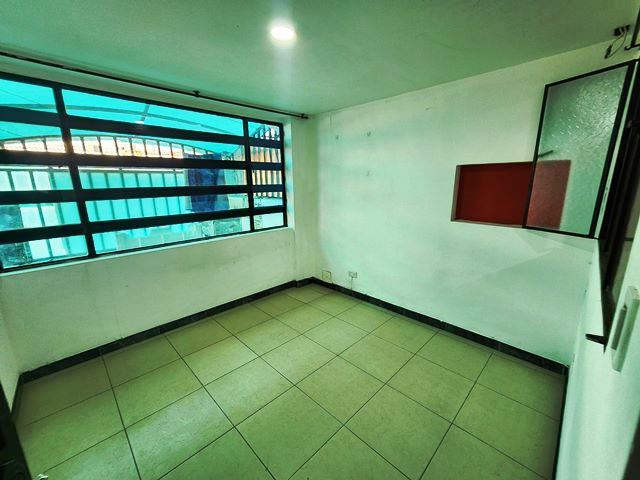 Casa en venta en Kennedy Central, Bogotá · foto 3 de 24