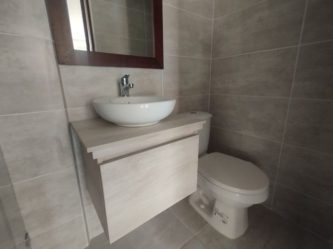 Apartamento de 3 alcobas en arriendo en Loma Del Escobero, Envigado, 150 m² · foto 5 de 13