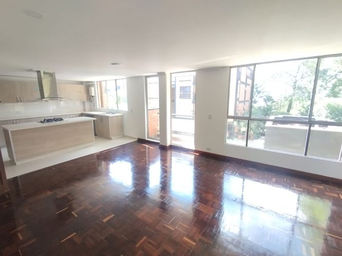 Apartamento de 3 alcobas en arriendo en Loma Del Escobero, Envigado, 150 m² · foto 13 de 13