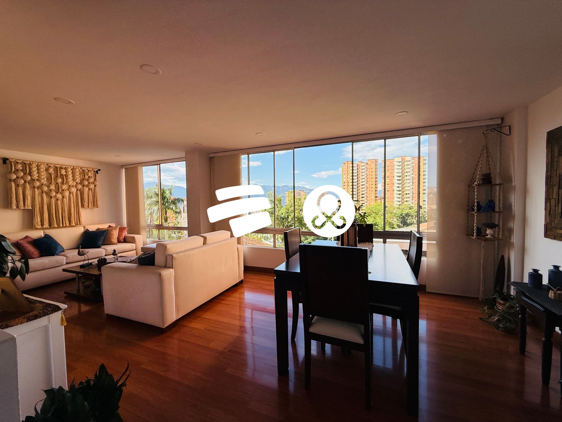 Apartamento en venta en El Poblado, Medellín · foto 4 de 11