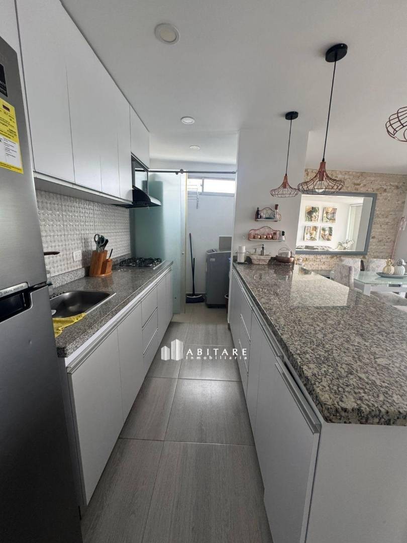 Apartamento en venta en El Recreo, Cartagena · foto 5 de 15
