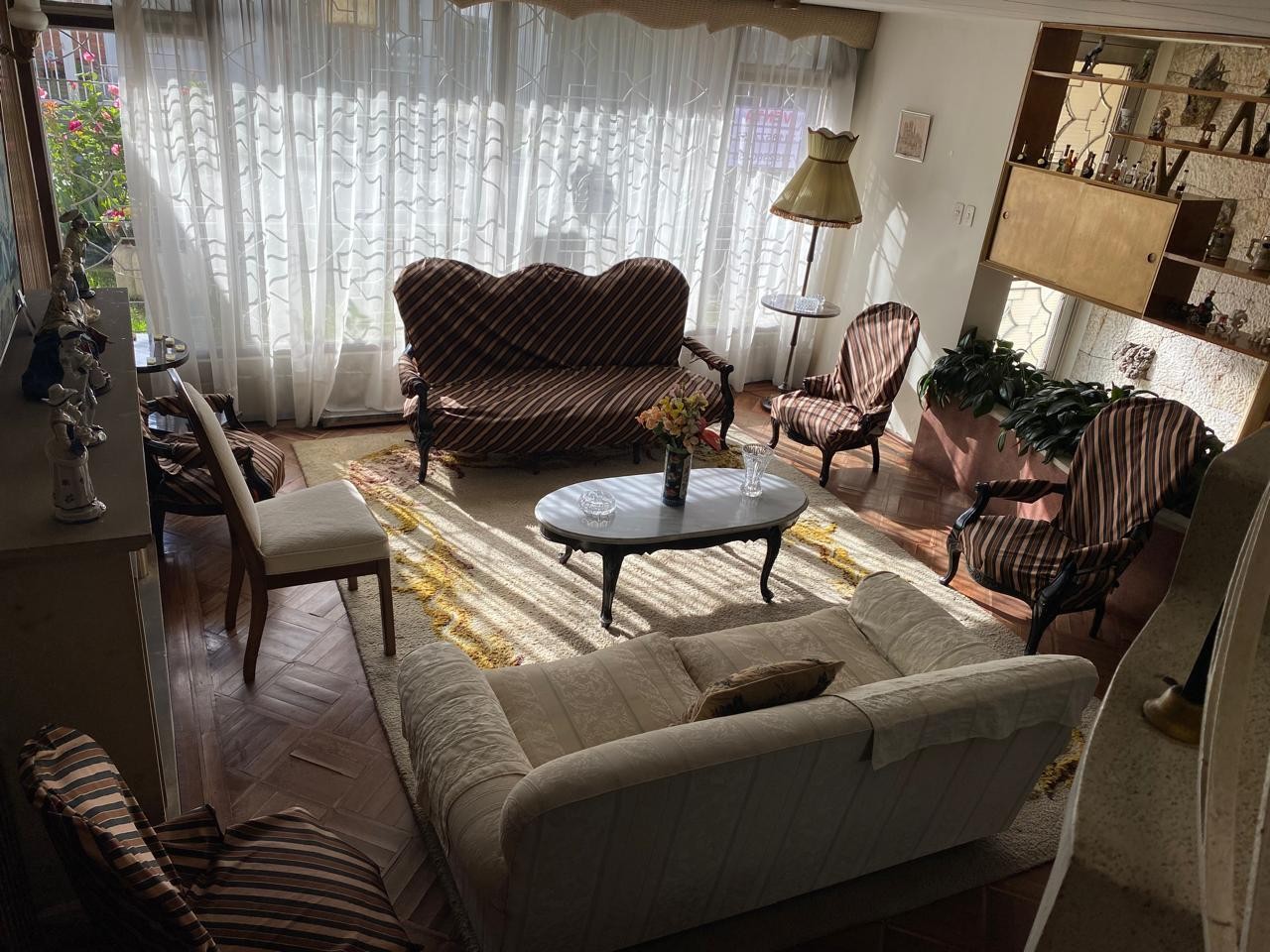 Casa en venta en La Castellana, Bogotá · foto 5 de 15