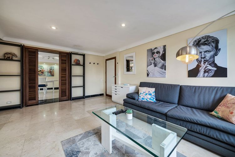 Apartamento de 4 alcobas en venta en Las Lomas, Medellín, 220 m² · foto 13 de 20