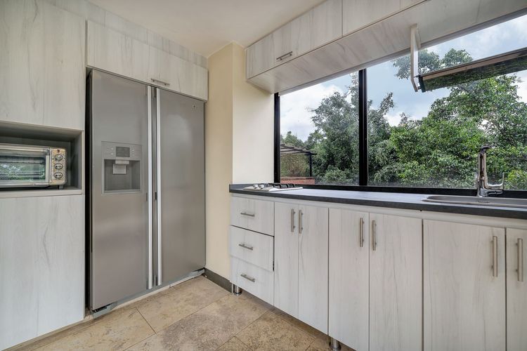 Apartamento de 4 alcobas en venta en Las Lomas, Medellín, 220 m² · foto 14 de 20