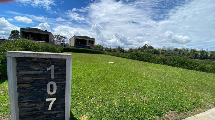 Lote en venta en Llano Grande, Rionegro, 343 m² · foto 2 de 4