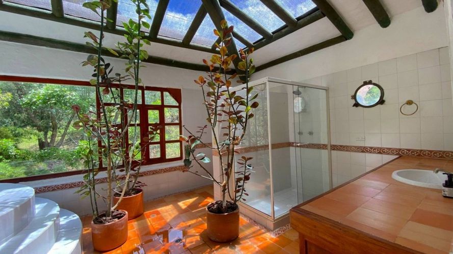 Casa de 5 alcobas en venta en El Higueron, Rionegro, 740 m² · foto 22 de 24