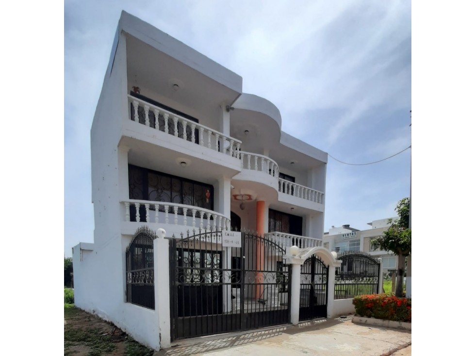 Casa en venta en Bello Horizonte, Santa Marta · foto 2 de 24