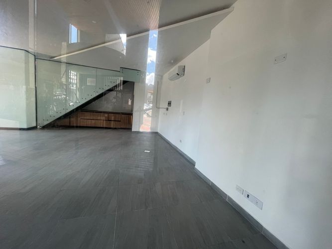 Local en arriendo en El Poblado, Medellín, 60 m² · foto 7 de 11