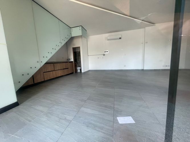Local en arriendo en El Poblado, Medellín, 60 m² · foto 9 de 11