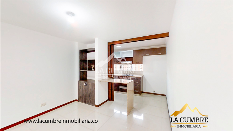Apartamento de 3 alcobas en arriendo en Los Balsos, Medellín, 130 m² · foto 4 de 14
