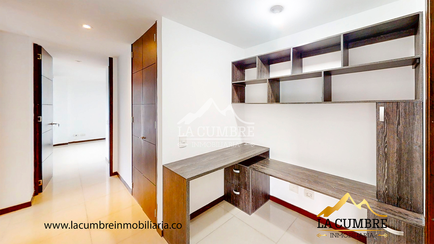 Apartamento de 3 alcobas en arriendo en Los Balsos, Medellín, 130 m² · foto 7 de 14