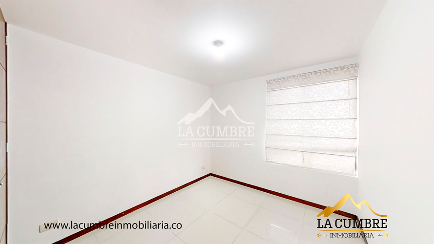 Apartamento de 3 alcobas en arriendo en Los Balsos, Medellín, 130 m² · foto 8 de 14