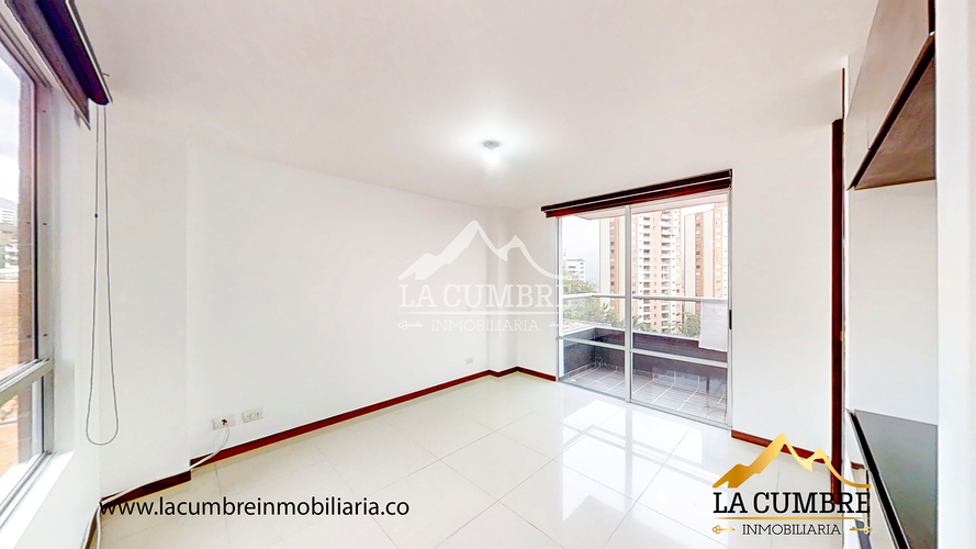 Apartamento de 3 alcobas en arriendo en Los Balsos, Medellín, 130 m² · foto 11 de 14