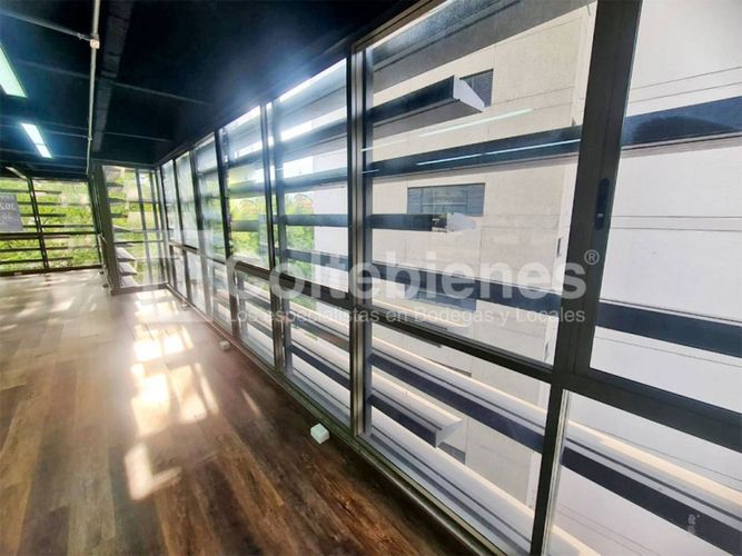 Oficina en arriendo en Zuñiga, Envigado, 68 m² · foto 4 de 11