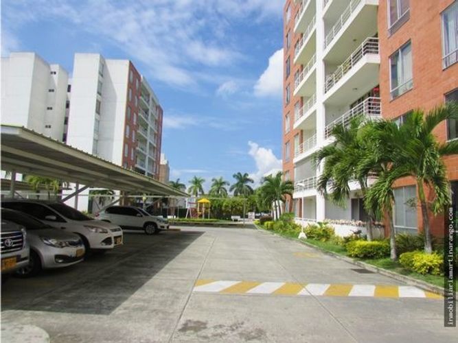 Apartamento de 3 alcobas en venta en Las Mercedes, Palmira, 83 m² · foto 18 de 24