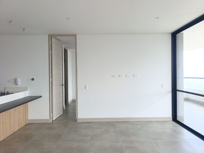 Apartamento de 2 alcobas en arriendo en El Poblado, Medellín, 94 m² · foto 5 de 18