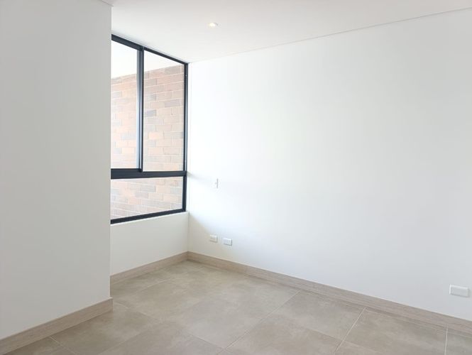 Apartamento de 2 alcobas en arriendo en El Poblado, Medellín, 94 m² · foto 12 de 18