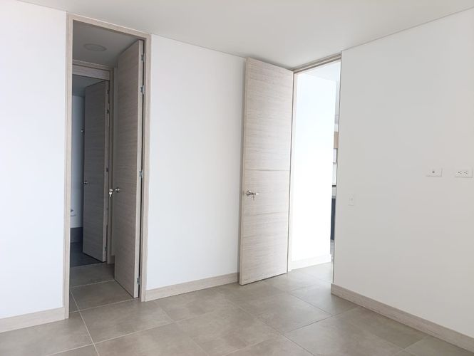 Apartamento de 2 alcobas en arriendo en El Poblado, Medellín, 94 m² · foto 11 de 18