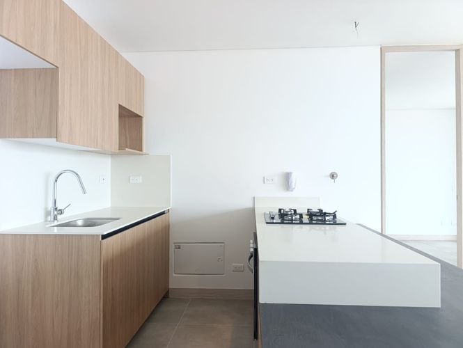 Apartamento de 2 alcobas en arriendo en El Poblado, Medellín, 94 m² · foto 6 de 18