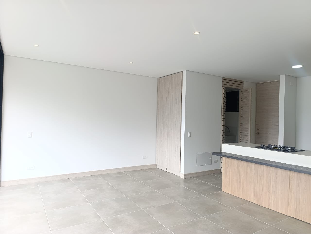 Apartamento en arriendo en El Poblado, Medellín · foto 9 de 18