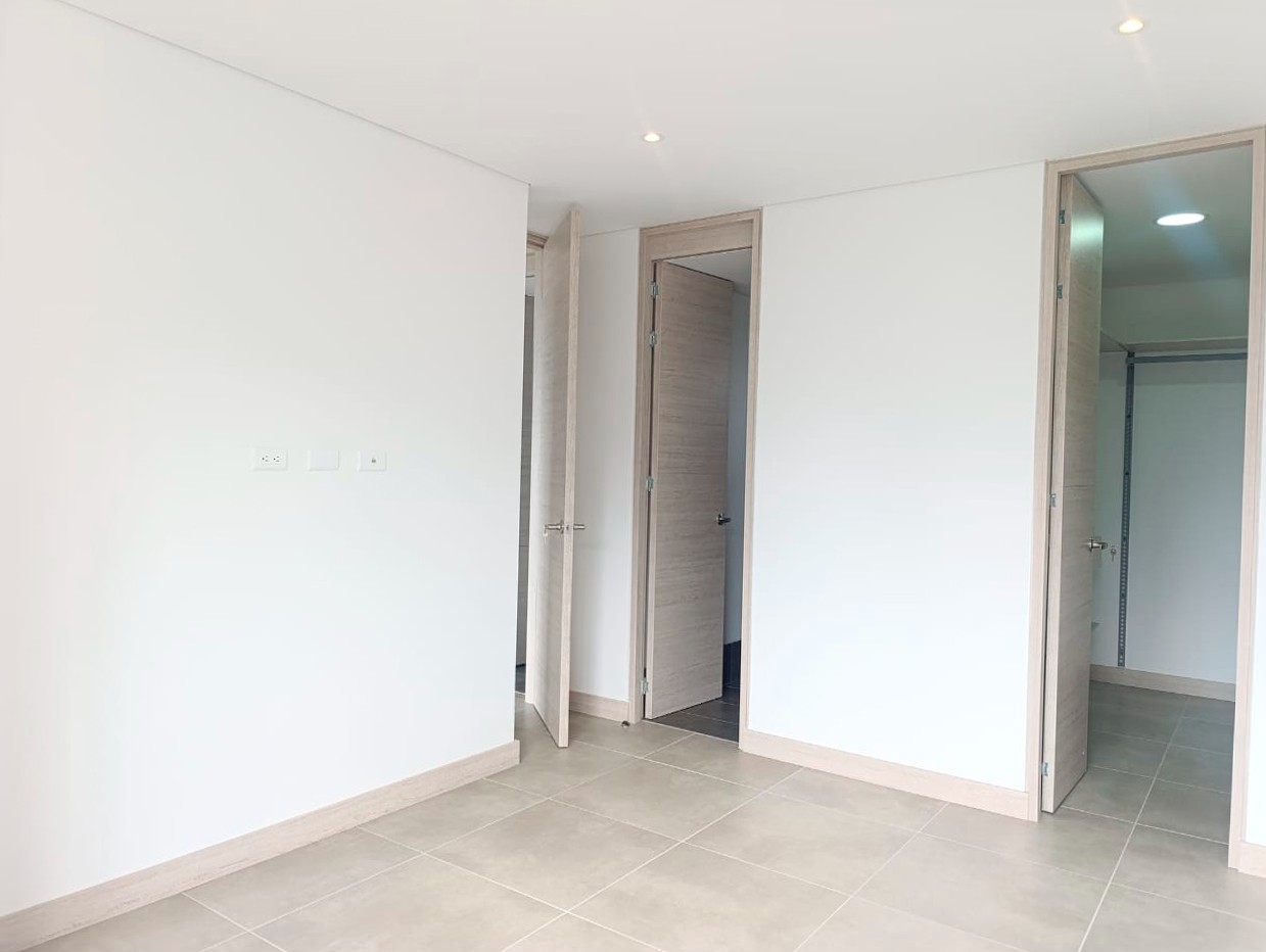 Apartamento en arriendo en El Poblado, Medellín · foto 16 de 18