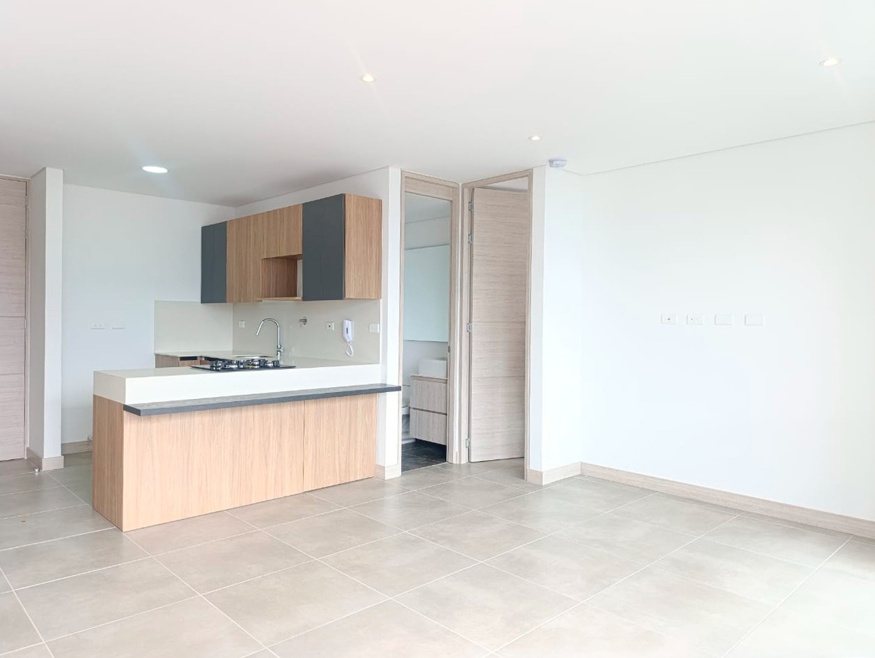 Apartamento en arriendo en El Poblado, Medellín · foto 5 de 18