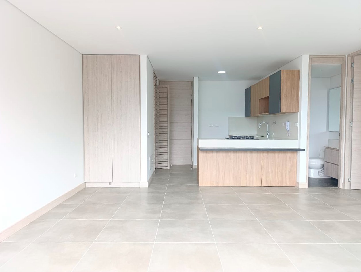 Apartamento en arriendo en El Poblado, Medellín · foto 8 de 18