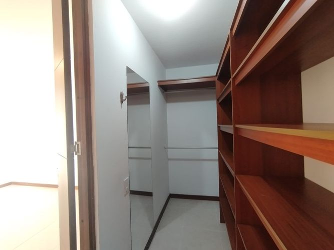 Apartamento de 3 alcobas en arriendo en El Poblado, Medellín, 93 m² · foto 3 de 20