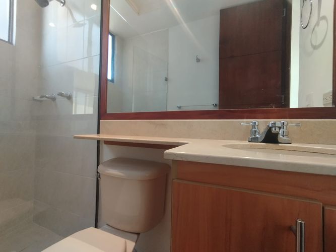 Apartamento de 3 alcobas en arriendo en El Poblado, Medellín, 93 m² · foto 9 de 20