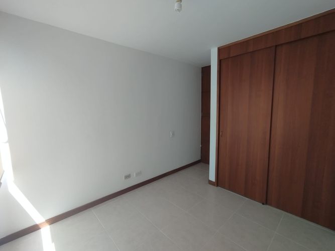 Apartamento de 3 alcobas en arriendo en El Poblado, Medellín, 93 m² · foto 11 de 20