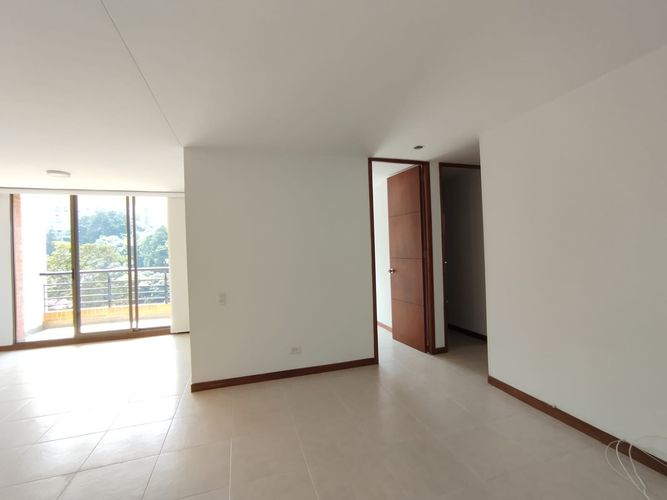 Apartamento de 3 alcobas en arriendo en El Poblado, Medellín, 93 m² · foto 13 de 20