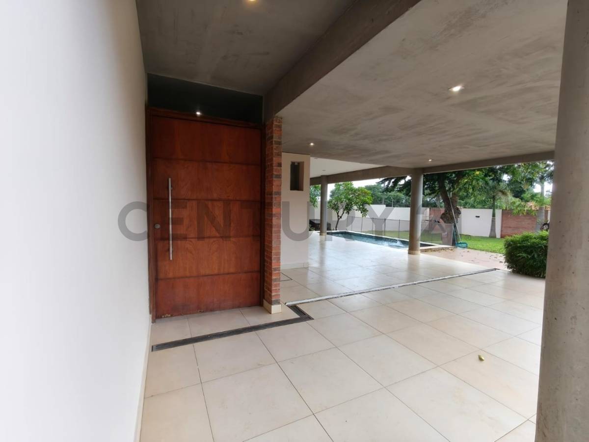 Alquilo Casa en 1er Barrio- Loma Merlo - Luque — foto 2