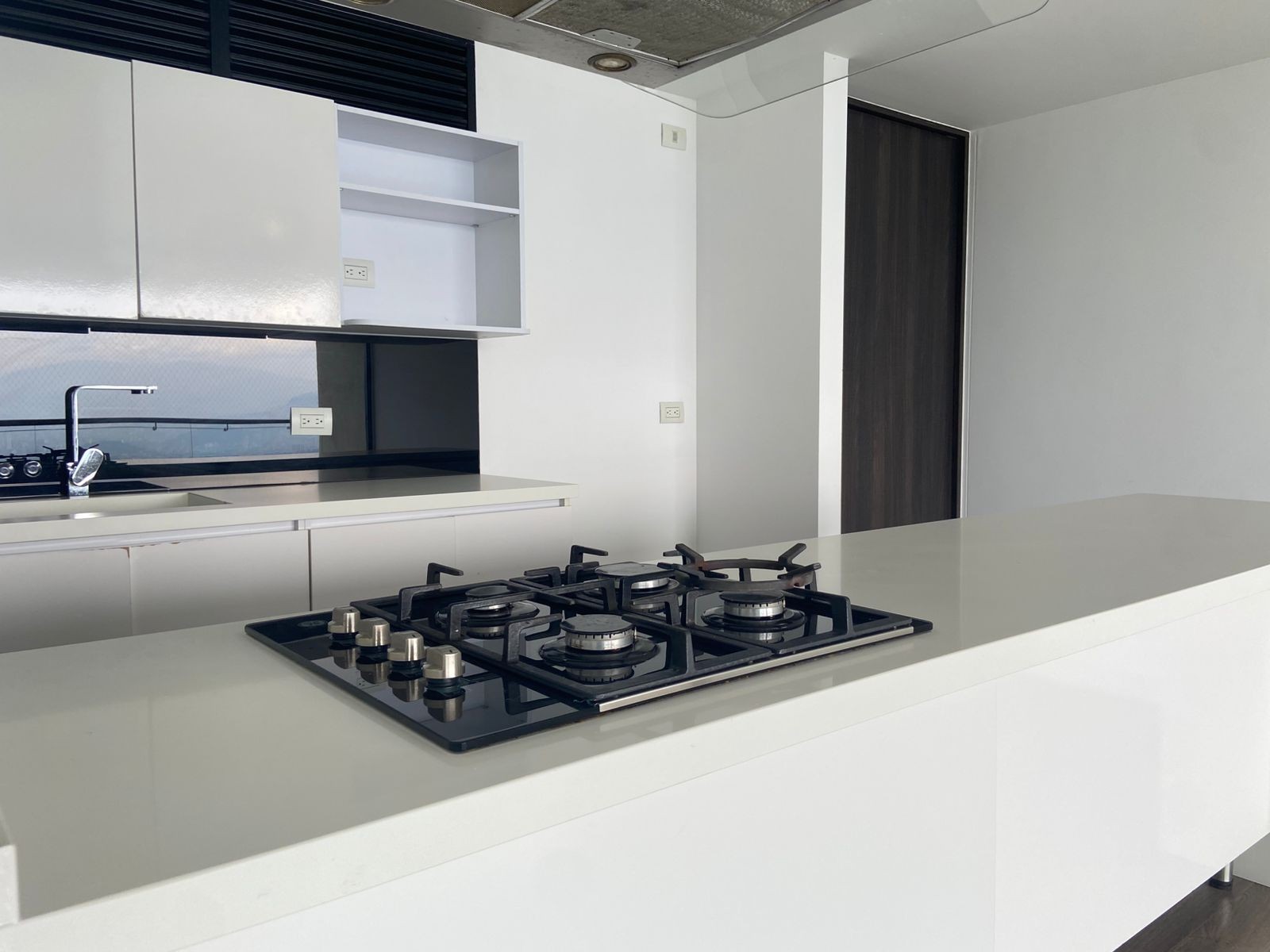 Apartamento en arriendo en Vereda La Doctora, Sabaneta · foto 3 de 19