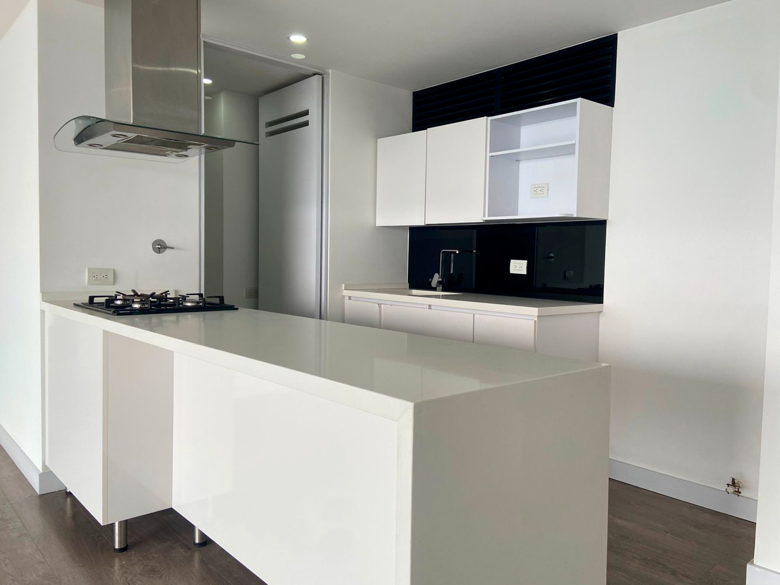Apartamento en arriendo en Vereda La Doctora, Sabaneta · foto 4 de 19