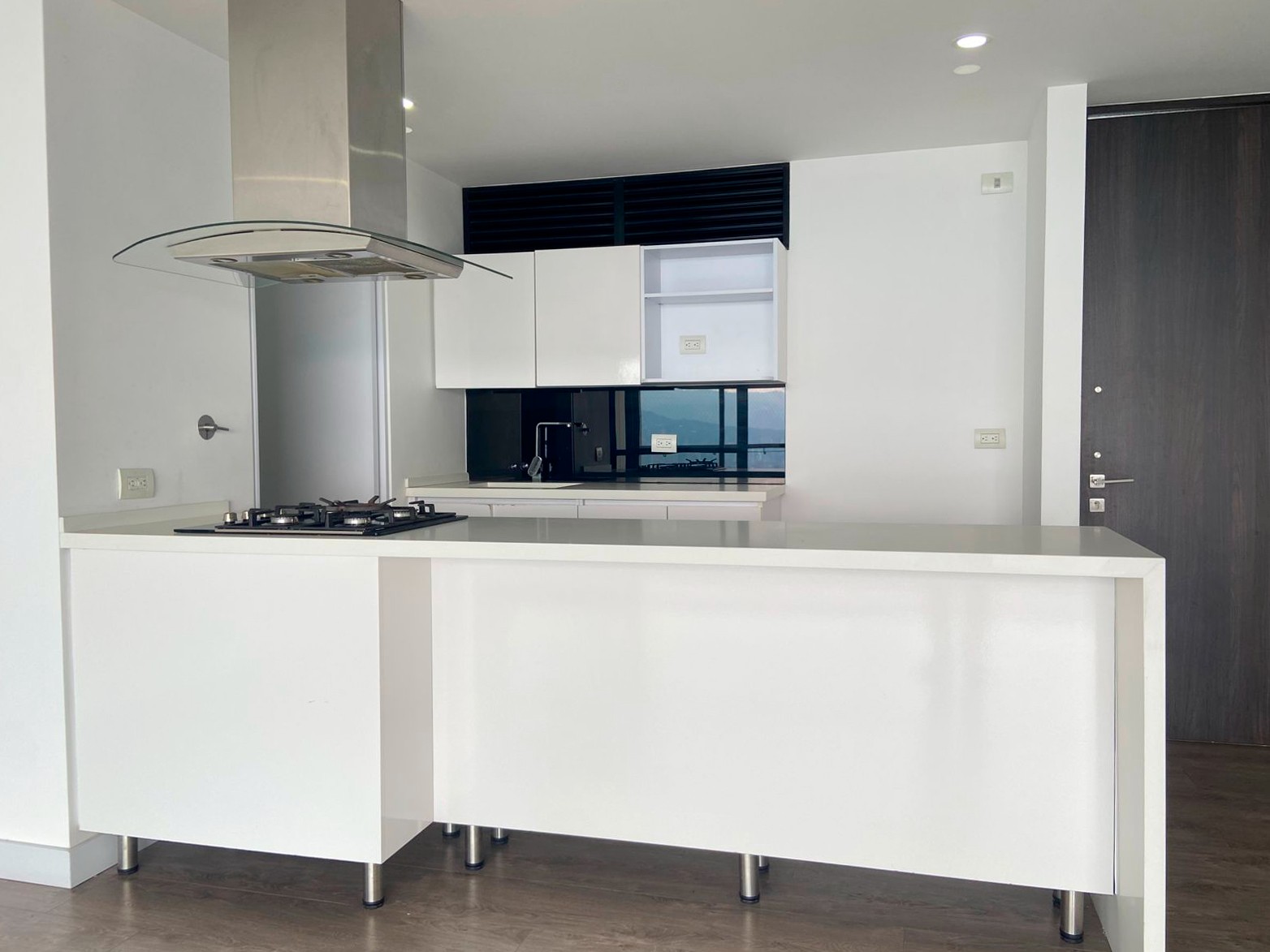 Apartamento en arriendo en Vereda La Doctora, Sabaneta · foto 5 de 19